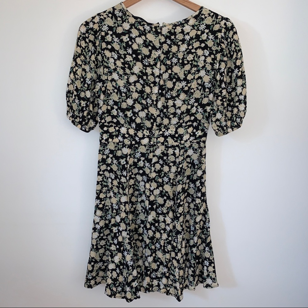 ❤️ & Other Stories | Black Floral Mini Dress